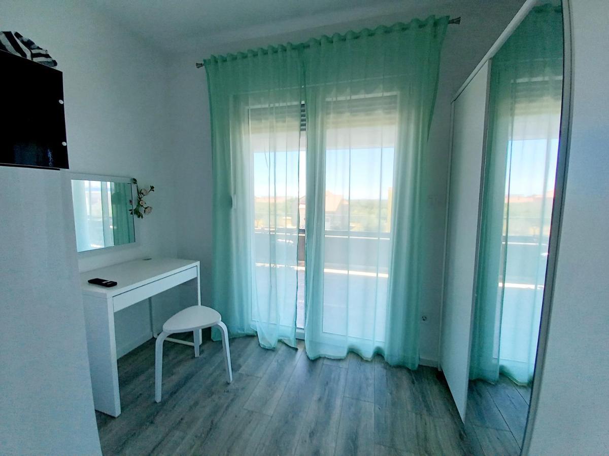 Villa Tia With Heated Pool & Jacuzzi Murvica  外观 照片